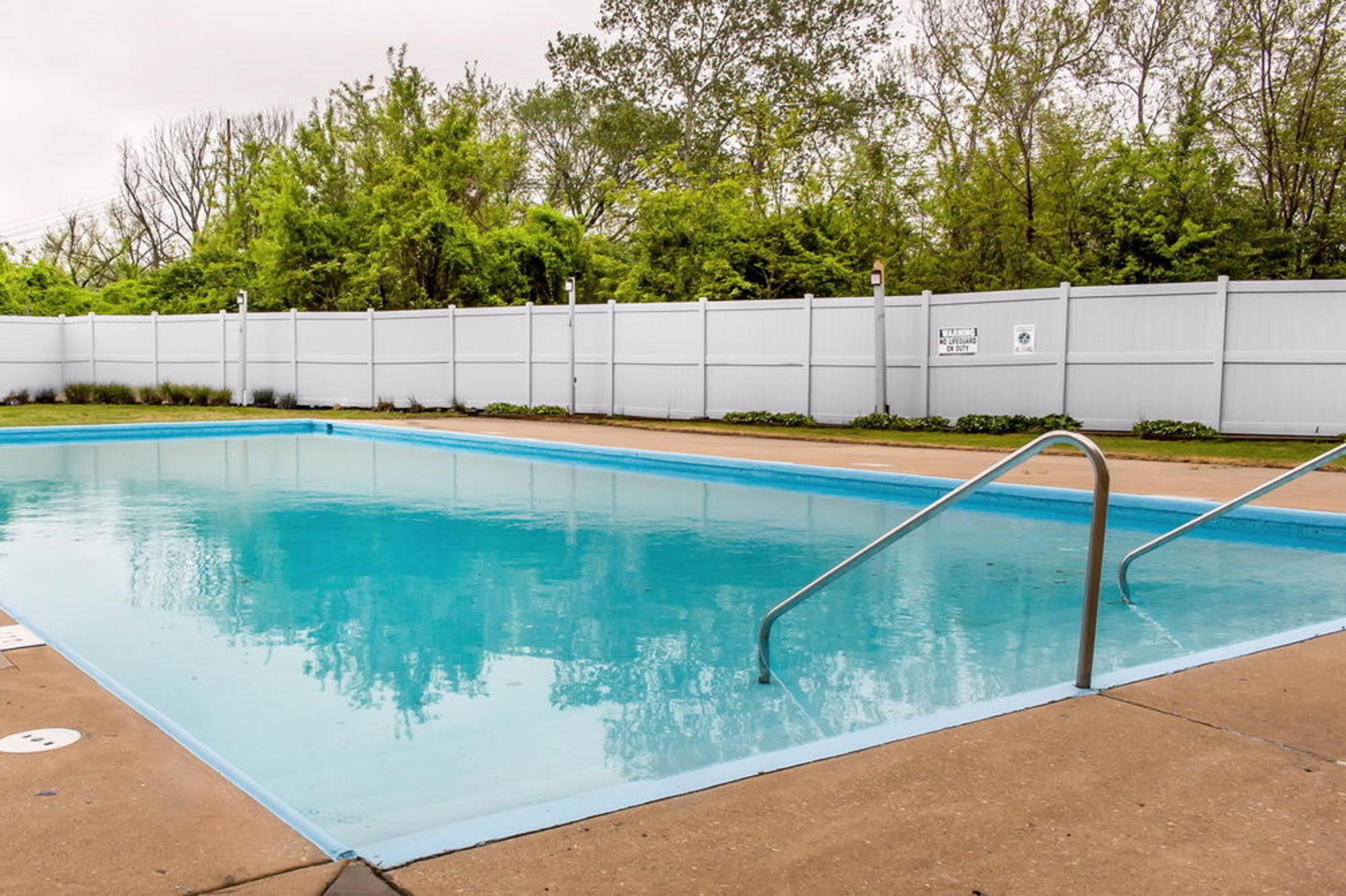 Clarion Hotel Philadelphia International Airport Эссингтон Экстерьер фото