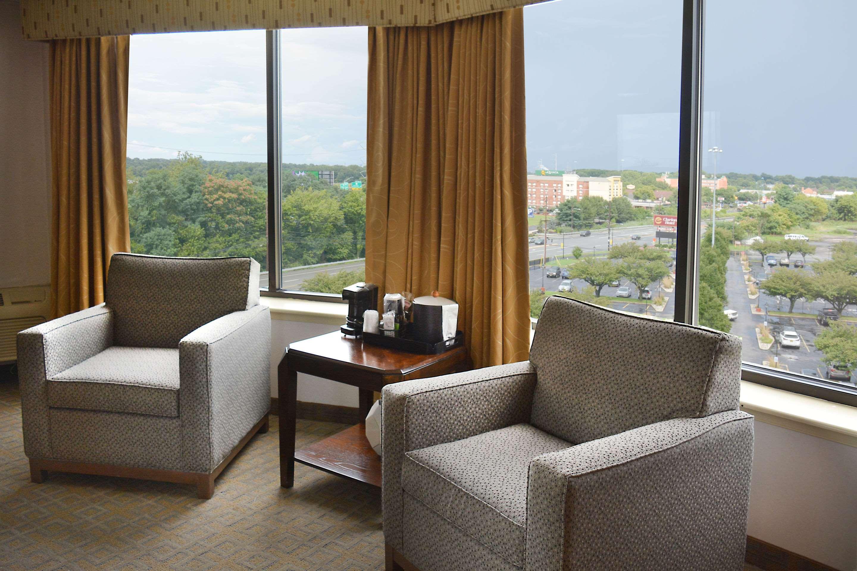 Clarion Hotel Philadelphia International Airport Эссингтон Экстерьер фото